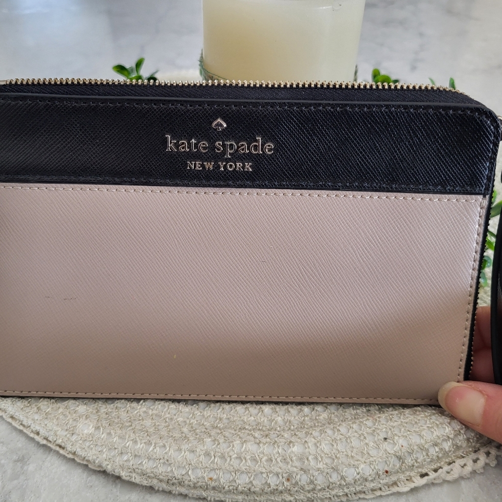 Kate spade wristlet